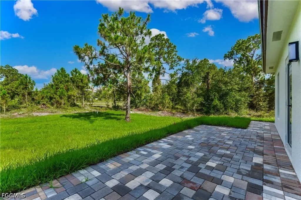 1019 Columbus Boulevard S Lehigh Acres FL 33974