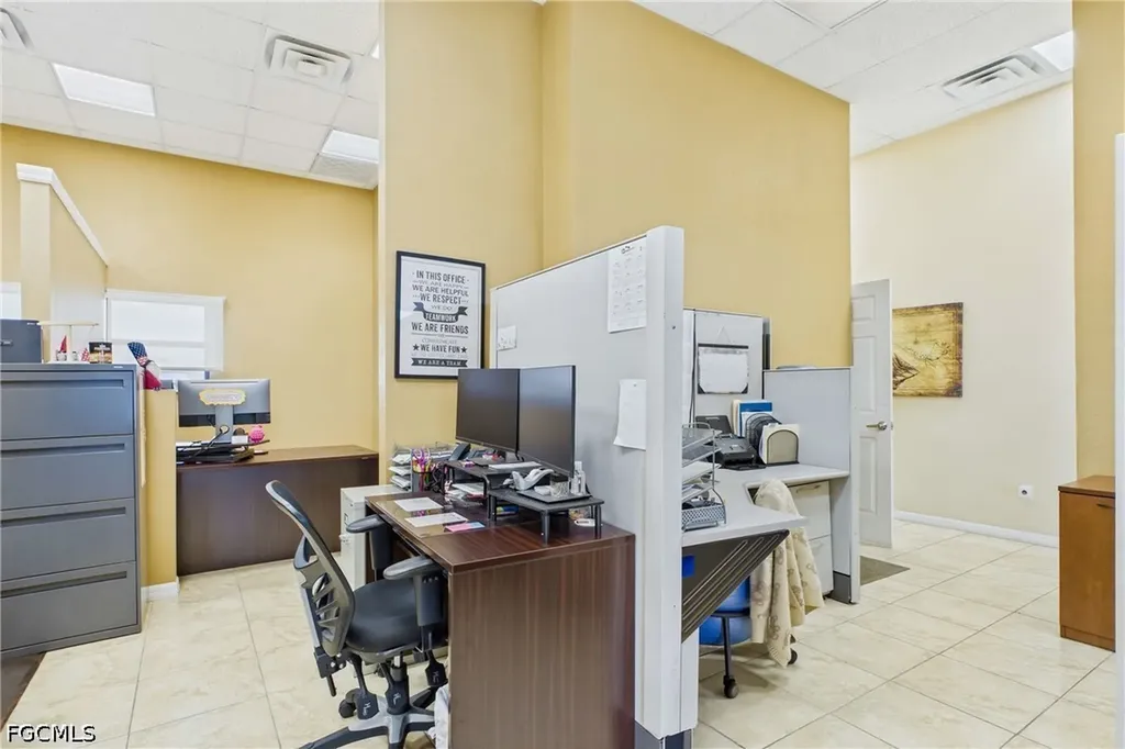 1010 NE 9th Street Cape Coral FL 33909