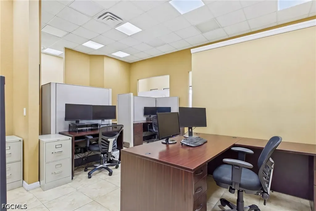 1010 NE 9th Street Cape Coral FL 33909