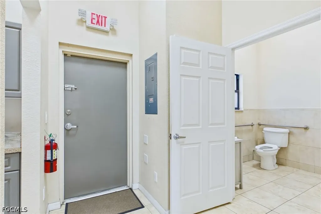 1010 NE 9th Street Cape Coral FL 33909