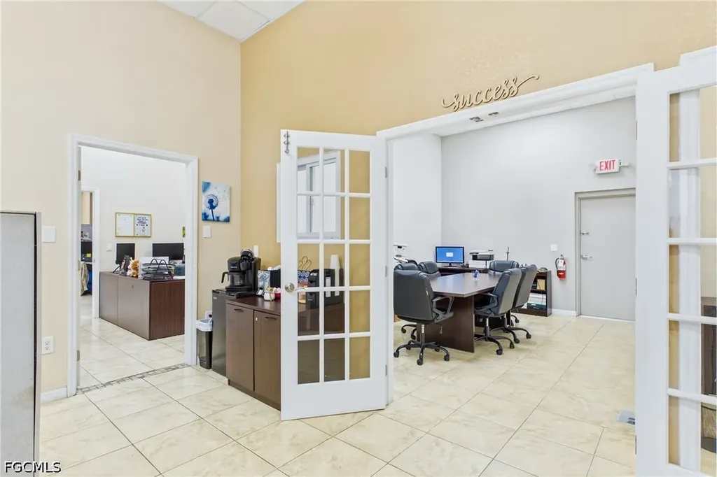 1010 NE 9th Street Cape Coral FL 33909