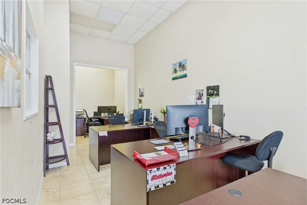 1010 NE 9th Street Cape Coral FL 33909