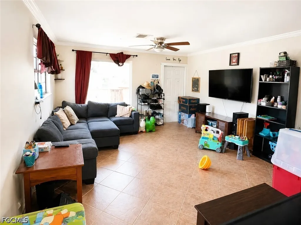 3605 40th Street SW Lehigh Acres FL 33976
