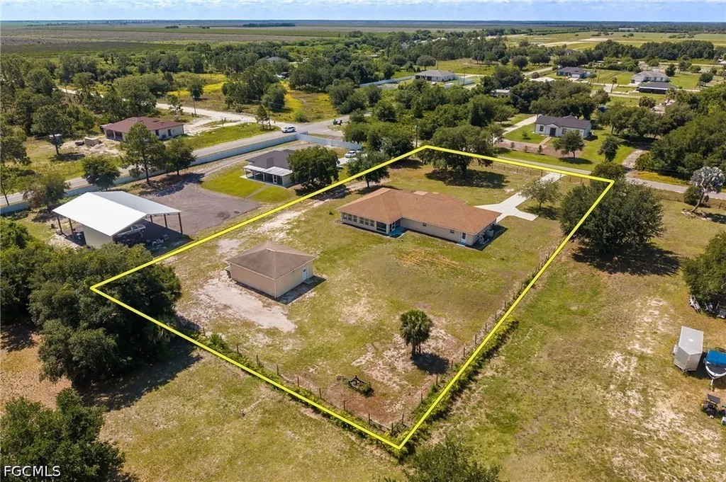 7764 14th Place Labelle FL 33935