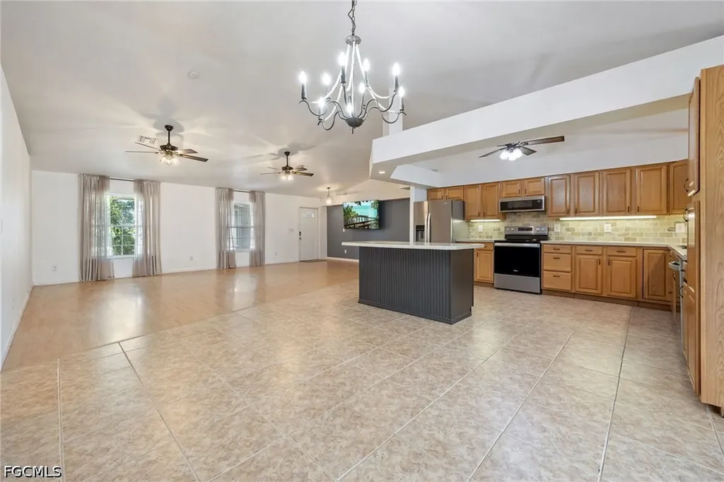 7764 14th Place Labelle FL 33935