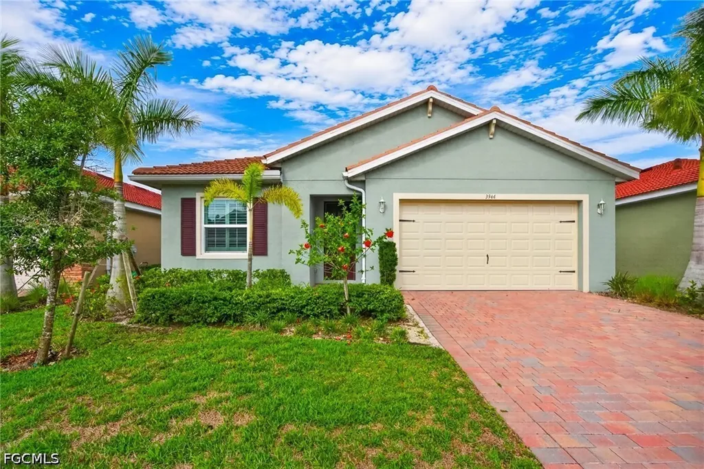 3944 Crosswater Drive North Fort Myers FL 33917