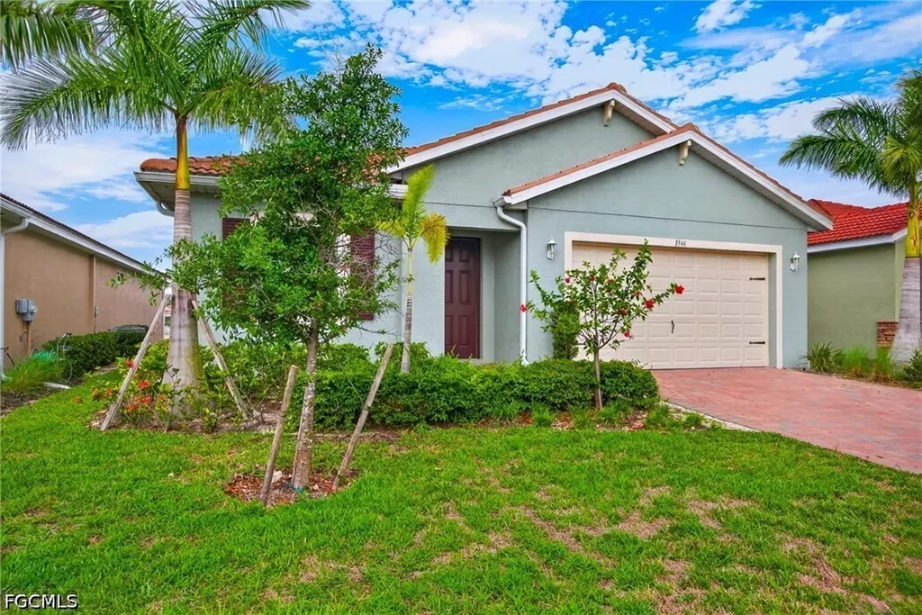 3944 Crosswater Drive North Fort Myers FL 33917