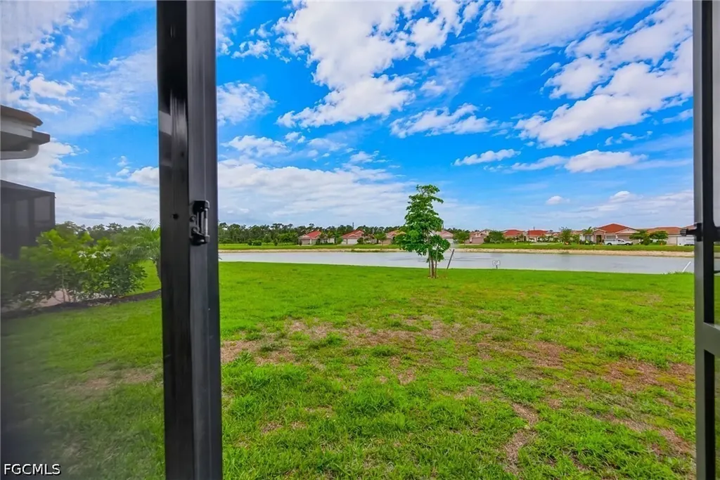 3944 Crosswater Drive North Fort Myers FL 33917