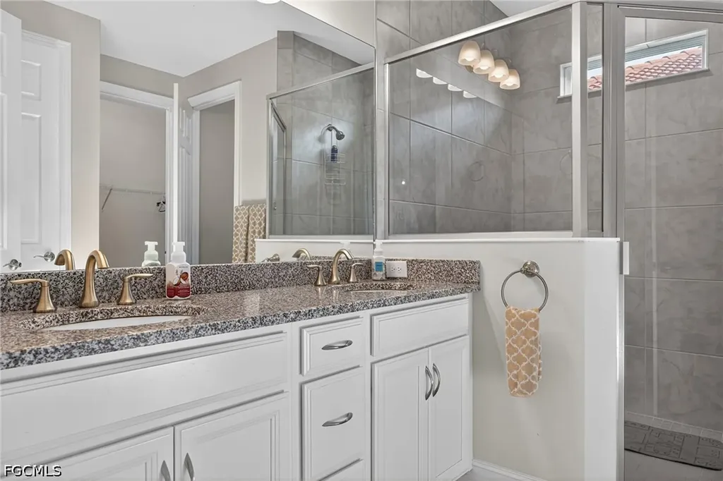 3944 Crosswater Drive North Fort Myers FL 33917