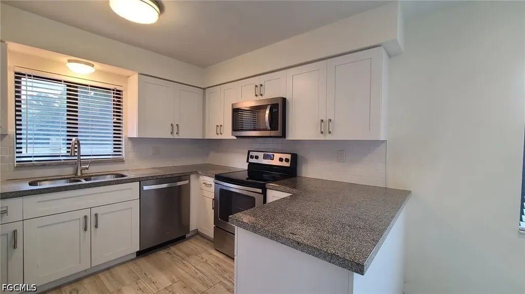 2610 Providence Street Fort Myers FL 33916