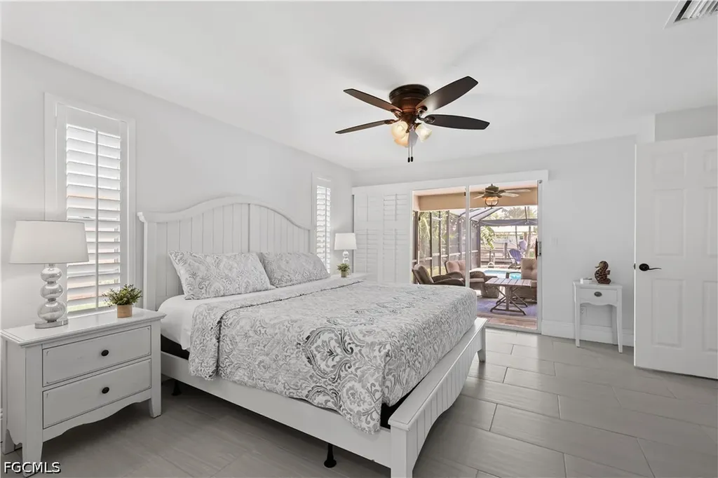 5215 Pelican Boulevard Cape Coral FL 33914