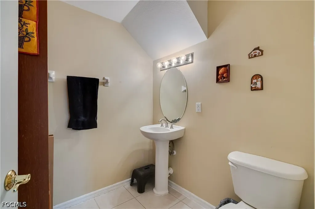 8830 Spring Mountain Way Fort Myers FL 33908