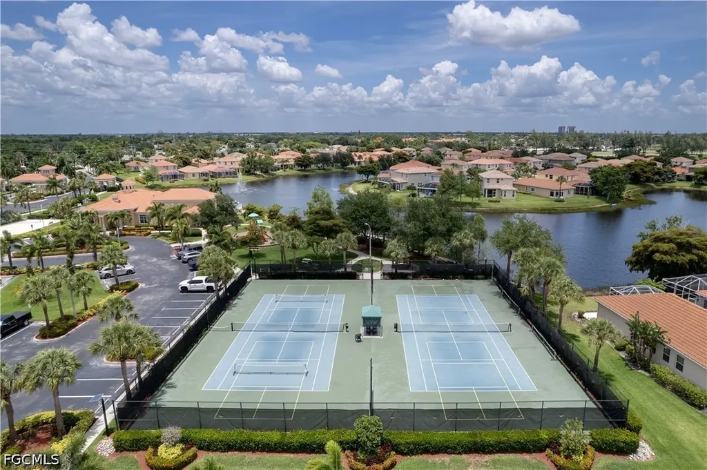 8830 Spring Mountain Way Fort Myers FL 33908