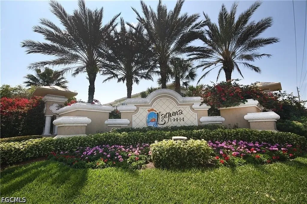 8830 Spring Mountain Way Fort Myers FL 33908