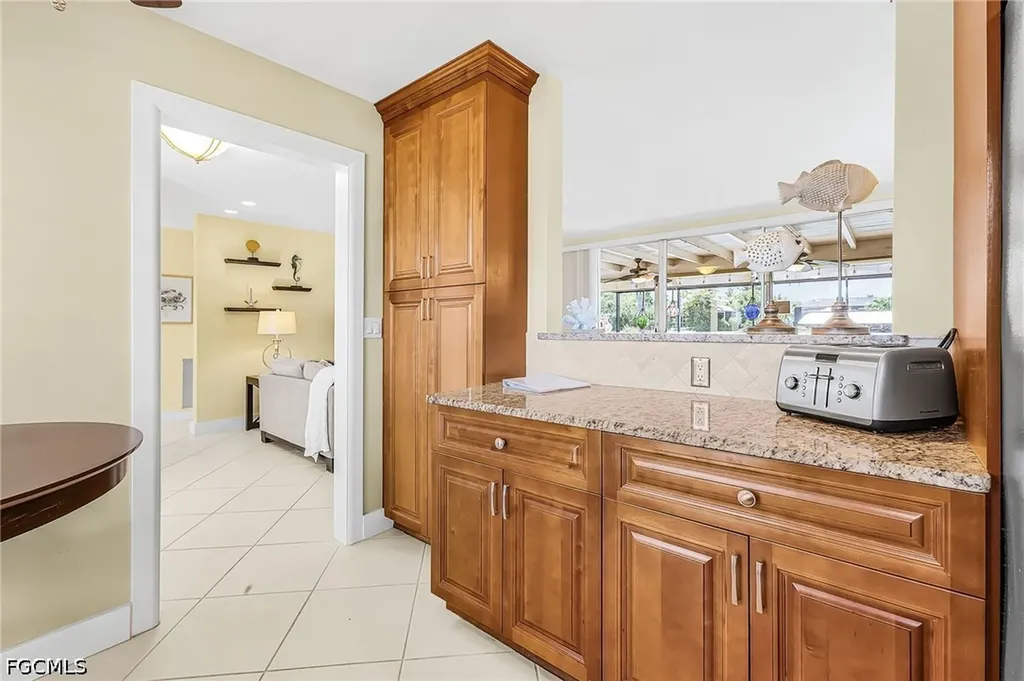 3022 SE 17th Place Cape Coral FL 33904