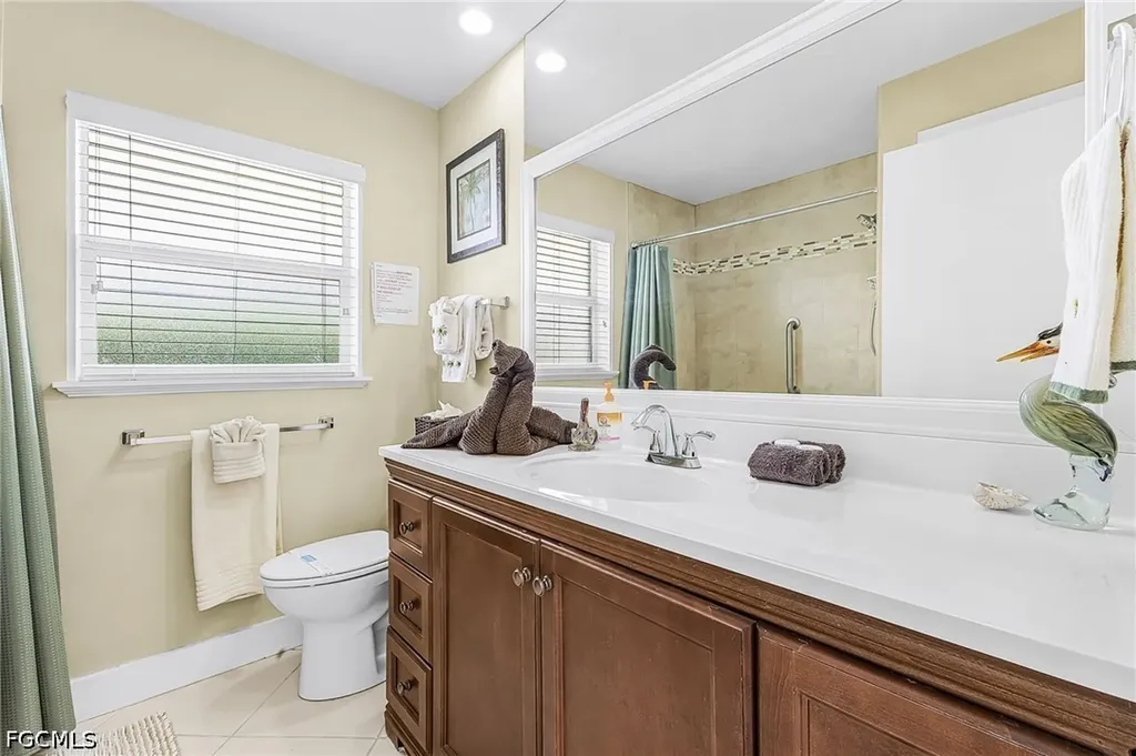 3022 SE 17th Place Cape Coral FL 33904