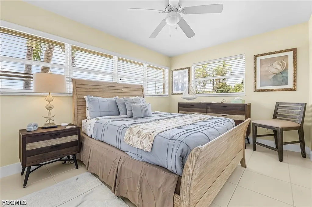 3022 SE 17th Place Cape Coral FL 33904