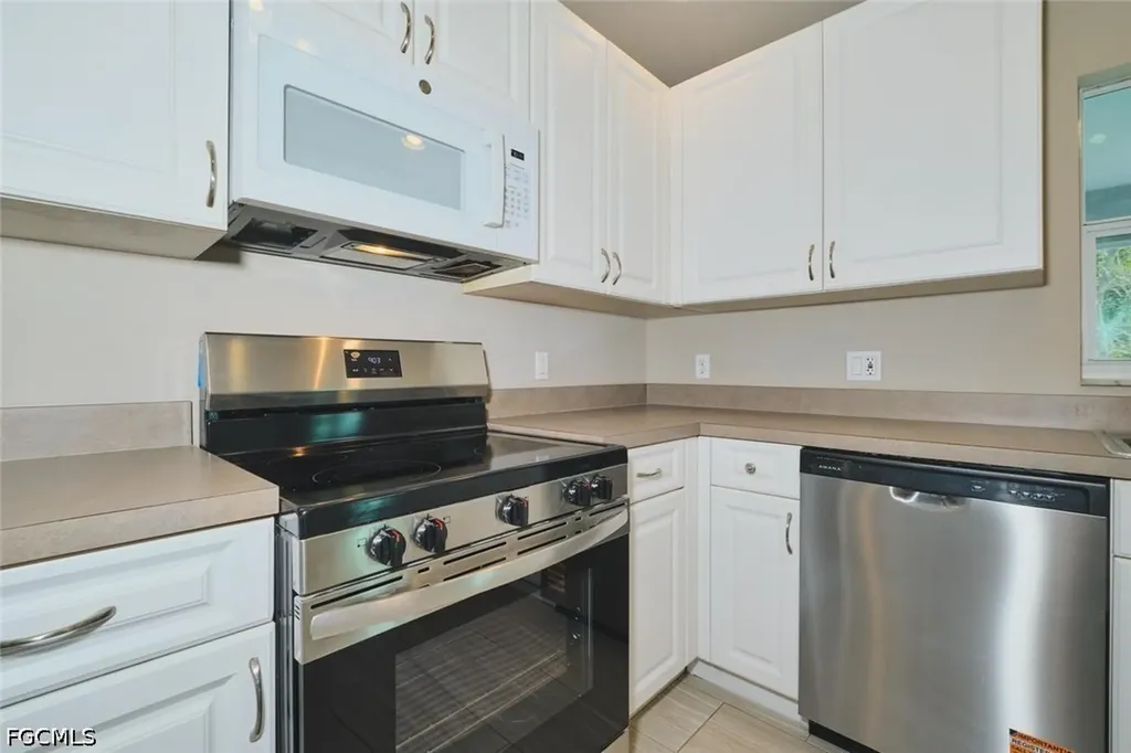 235 SW 12th Street Cape Coral FL 33991