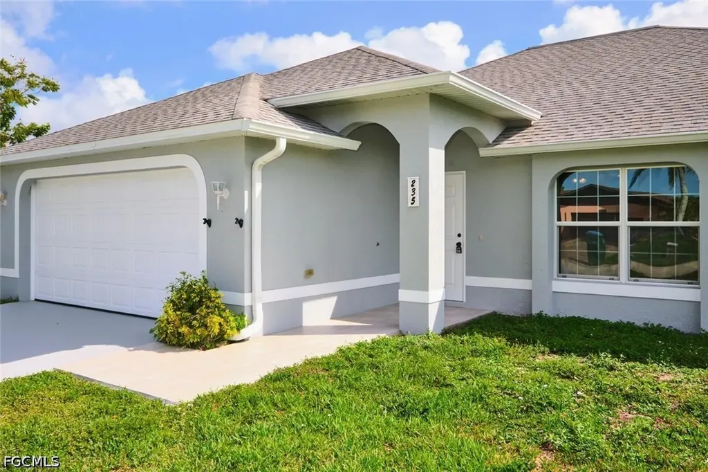 235 SW 12th Street Cape Coral FL 33991