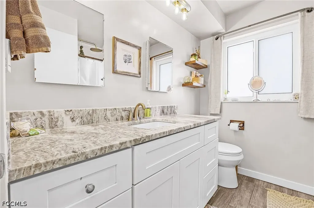 3018 SE 17th Place Cape Coral FL 33904