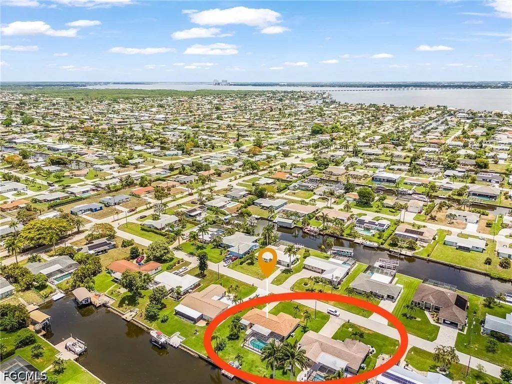 3018 SE 17th Place Cape Coral FL 33904