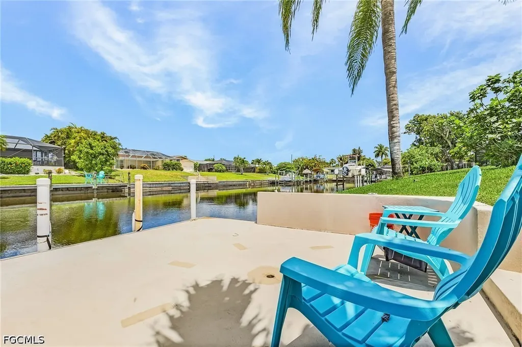 3018 SE 17th Place Cape Coral FL 33904