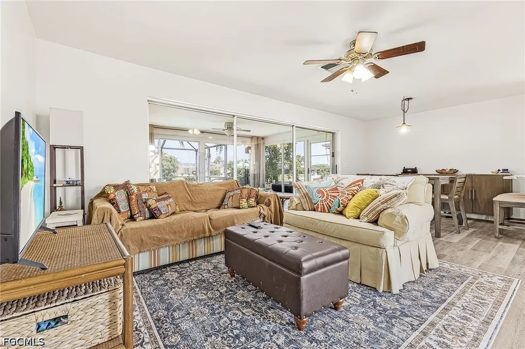 3018 SE 17th Place Cape Coral FL 33904