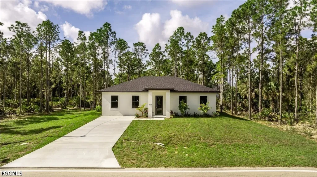 1805 W 10th Street Lehigh Acres FL 33972