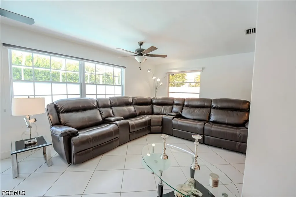 1313 SE 37th Terrace Cape Coral FL 33904