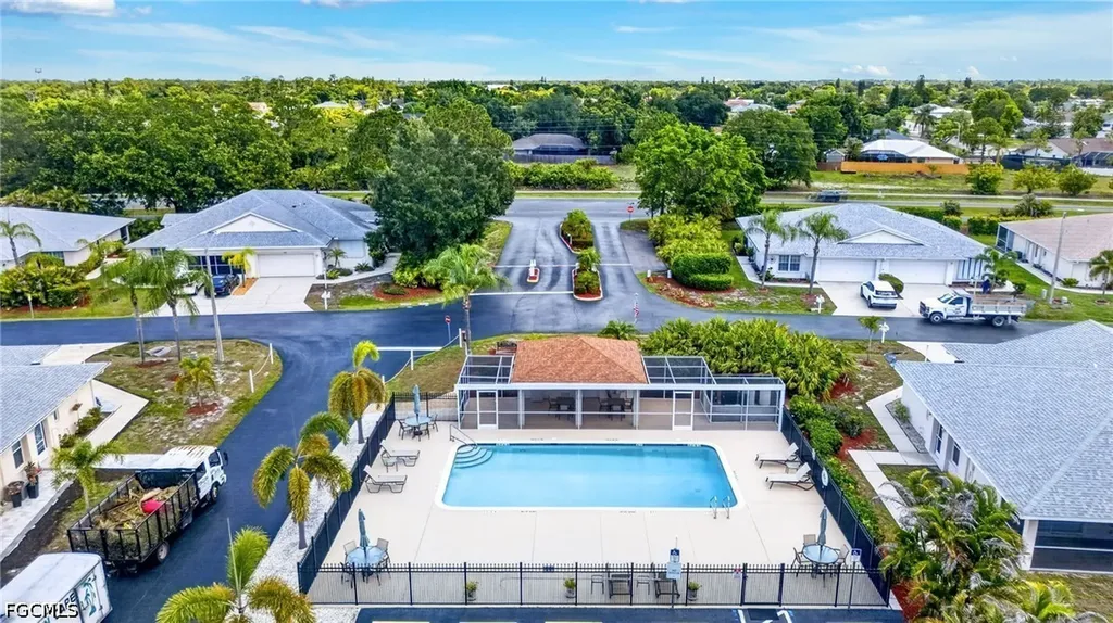 Lehigh Acres FL 33936