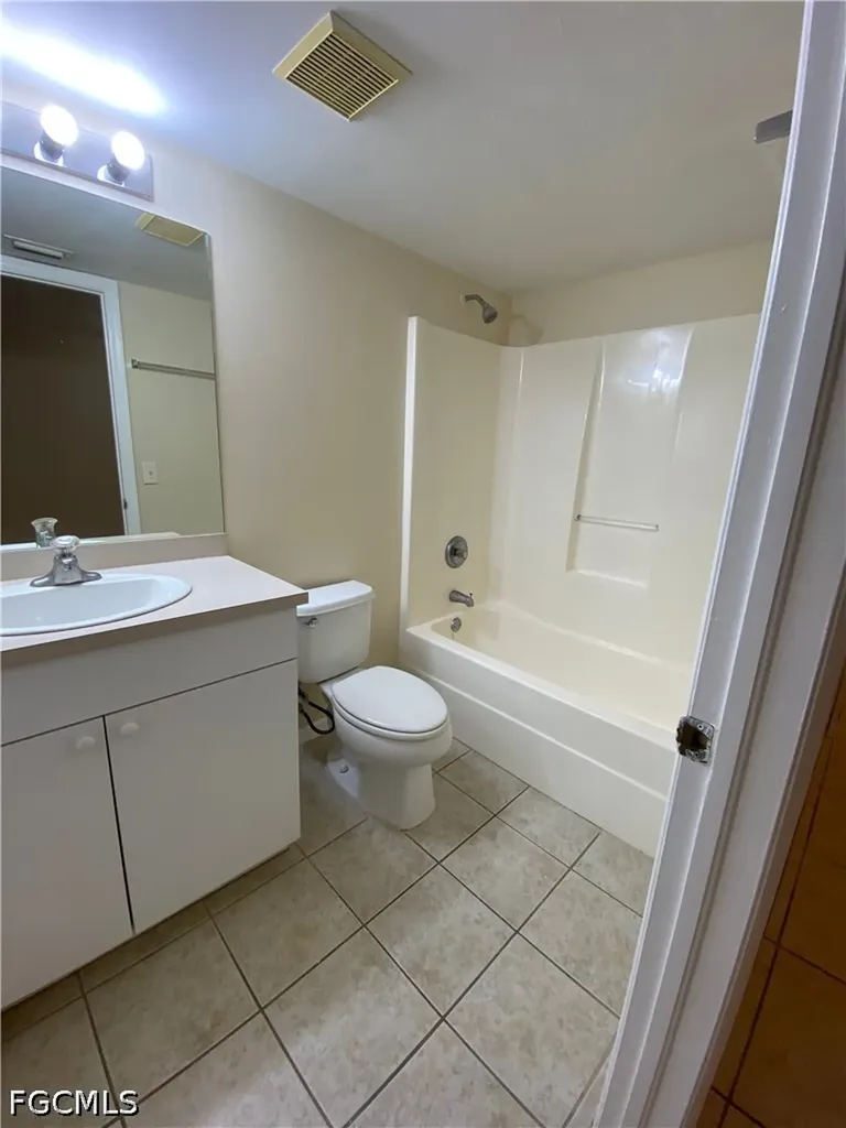 3806 SW 7th Place Cape Coral FL 33914