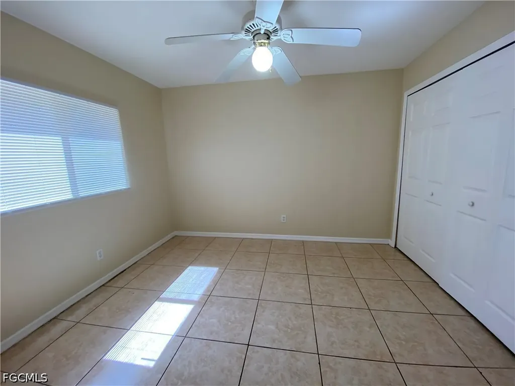 3806 SW 7th Place Cape Coral FL 33914