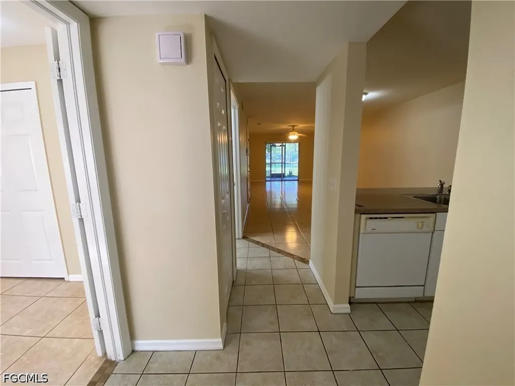 3806 SW 7th Place Cape Coral FL 33914