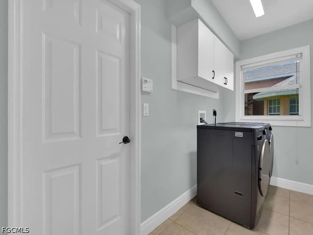 5502 SW 12th Avenue Cape Coral FL 33914