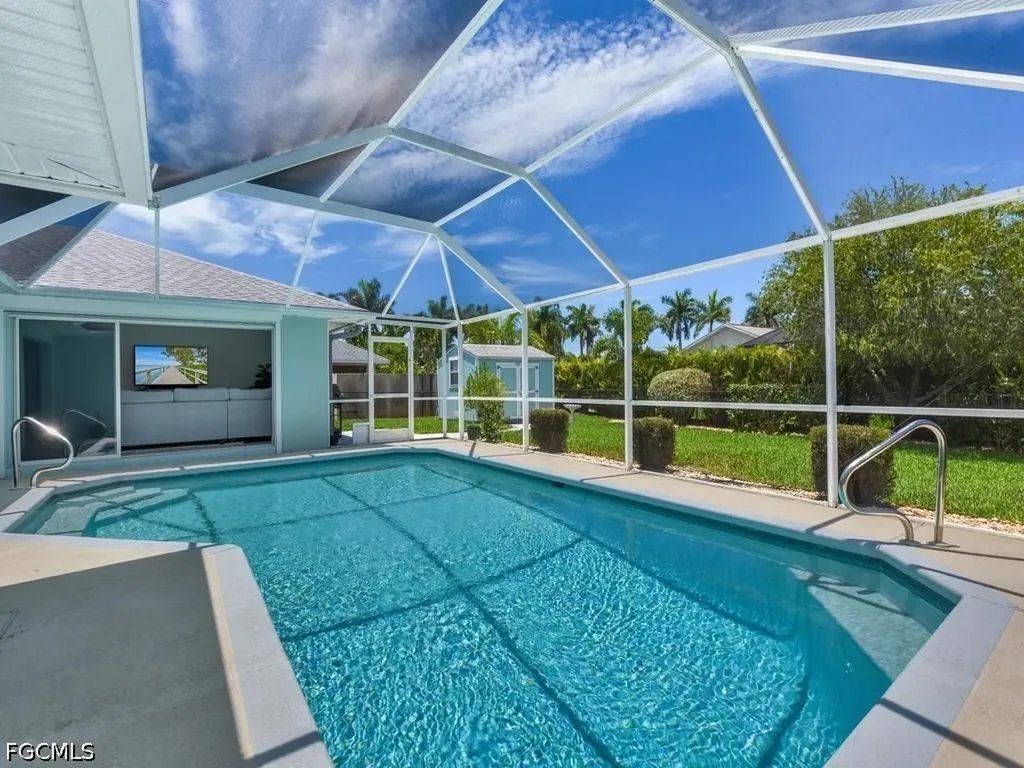 5502 SW 12th Avenue Cape Coral FL 33914