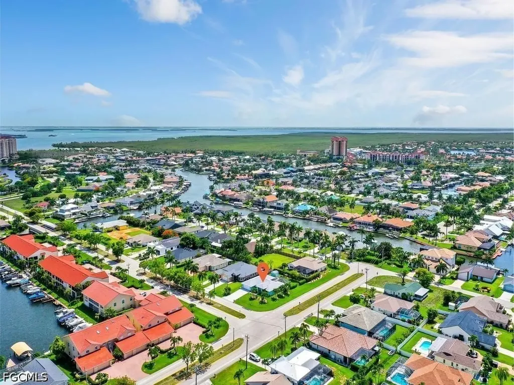 5502 SW 12th Avenue Cape Coral FL 33914