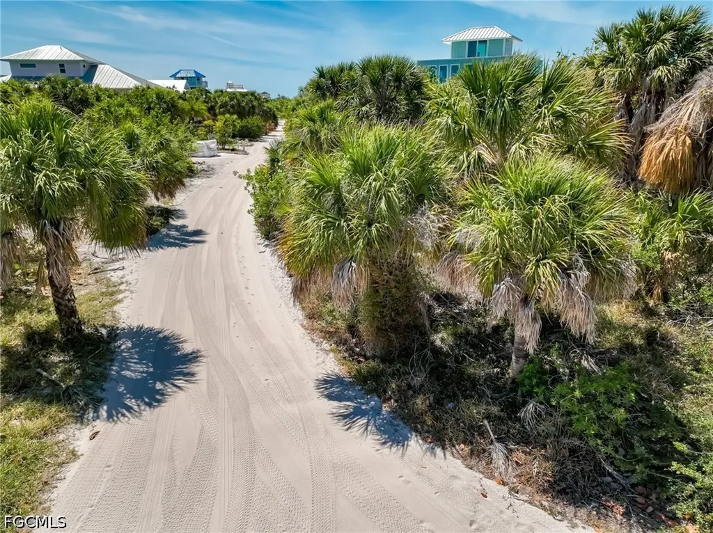 4430 Conch Shell Drive Upper Captiva FL 33924