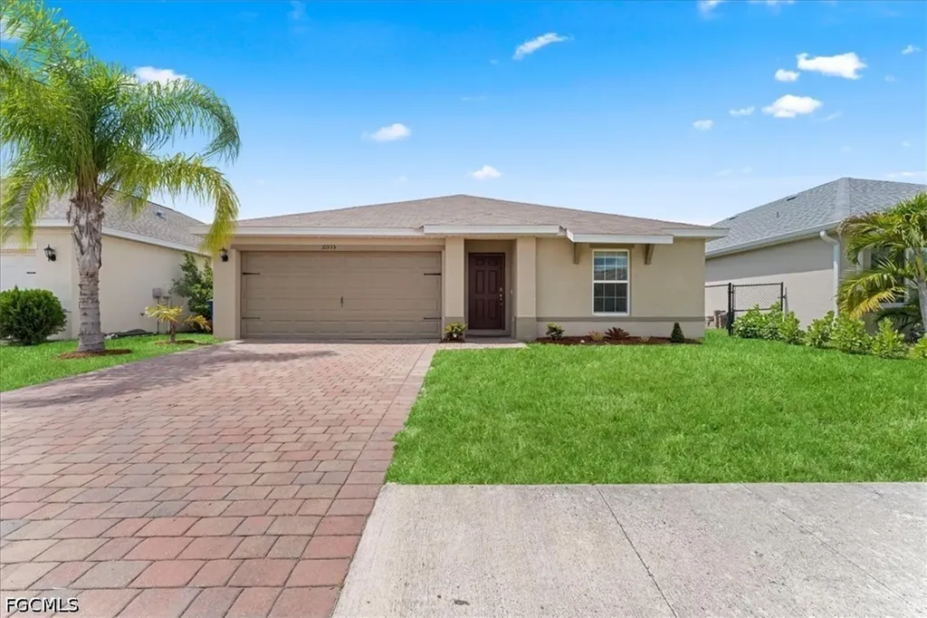 10535 Crossback Lane Lehigh Acres FL 33936