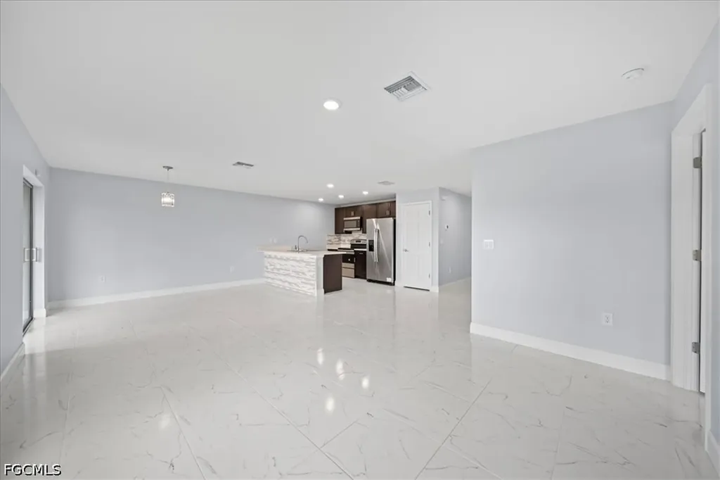 10535 Crossback Lane Lehigh Acres FL 33936