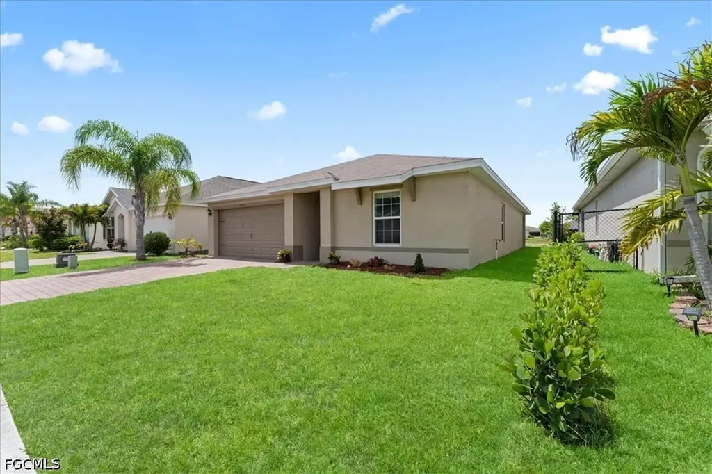 10535 Crossback Lane Lehigh Acres FL 33936