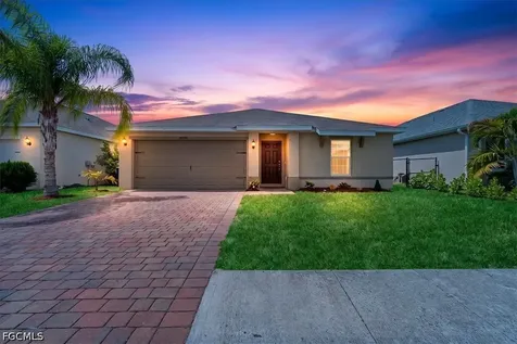 10535 Crossback Lane Lehigh Acres FL 33936