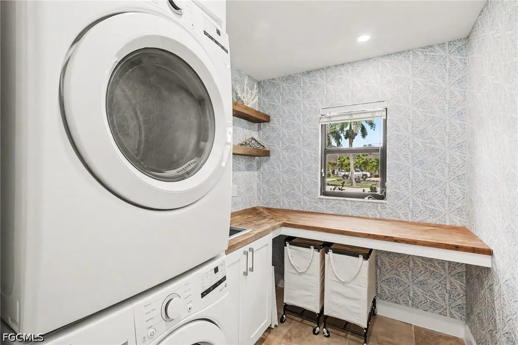 1533 SW 57th Terrace Cape Coral FL 33914
