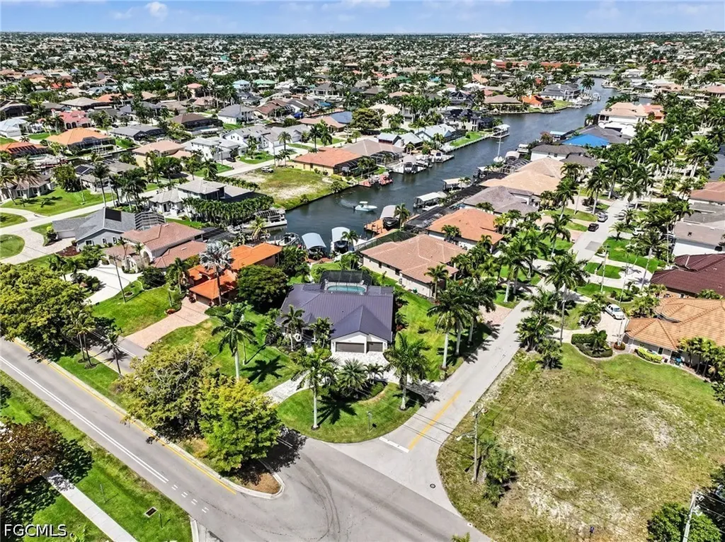 1533 SW 57th Terrace Cape Coral FL 33914