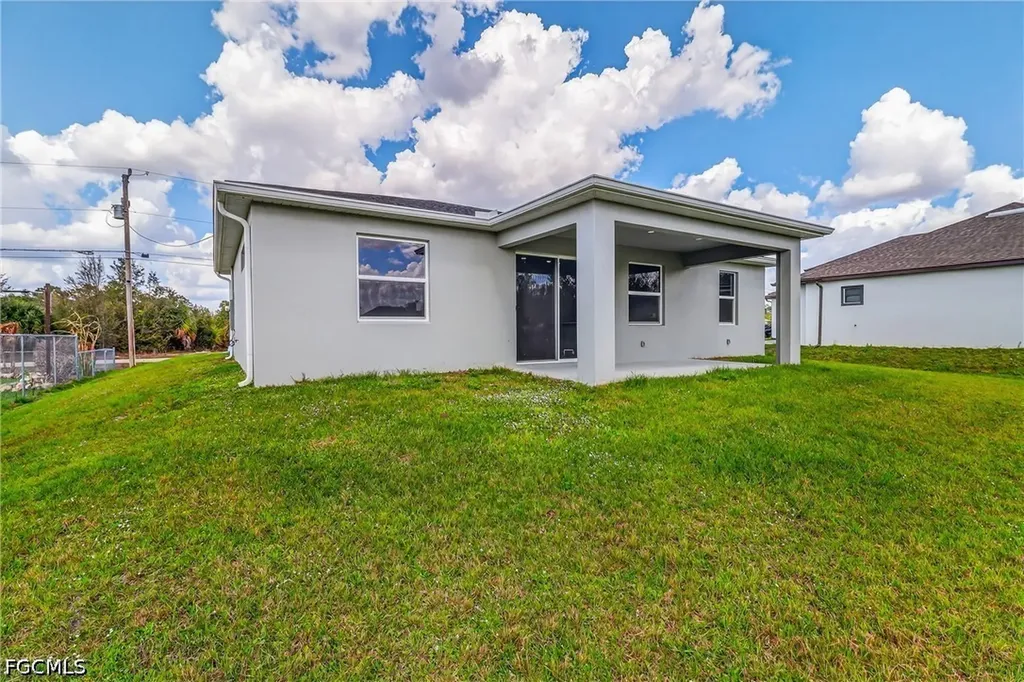 434 Rathburn Street Lehigh Acres FL 33974
