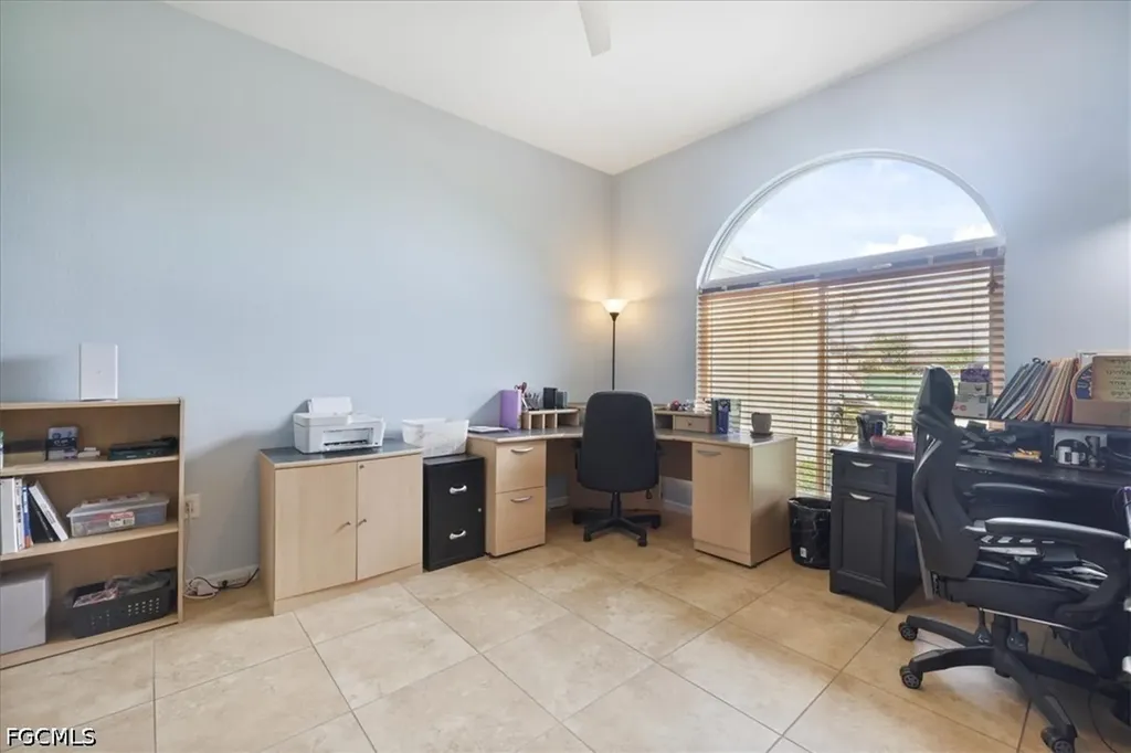 1605 SW 28th Street Cape Coral FL 33914