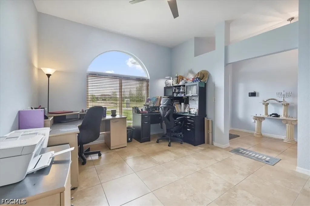 1605 SW 28th Street Cape Coral FL 33914