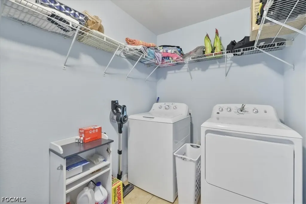 1605 SW 28th Street Cape Coral FL 33914