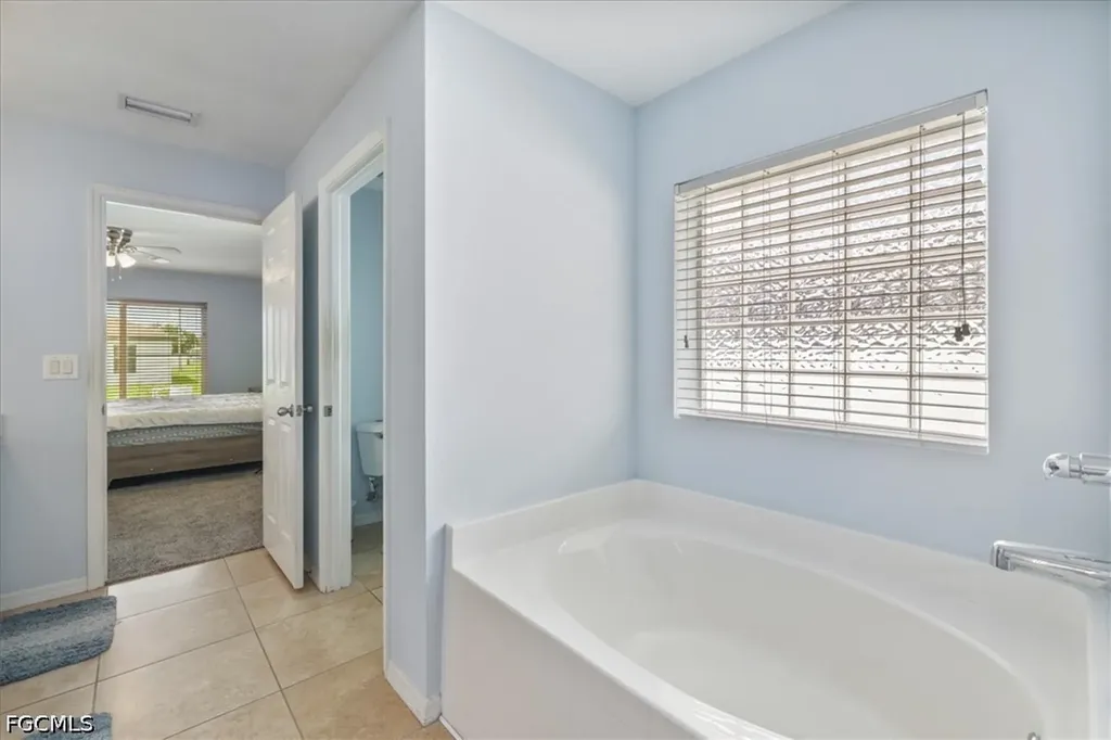 1605 SW 28th Street Cape Coral FL 33914