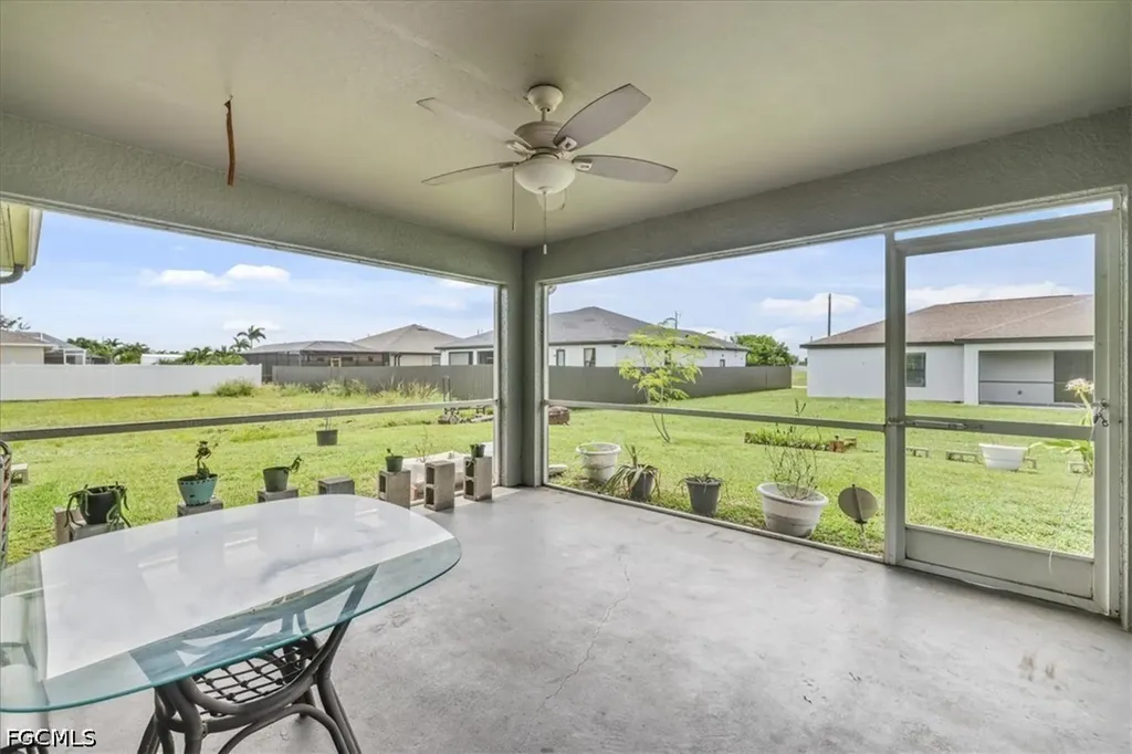 1605 SW 28th Street Cape Coral FL 33914