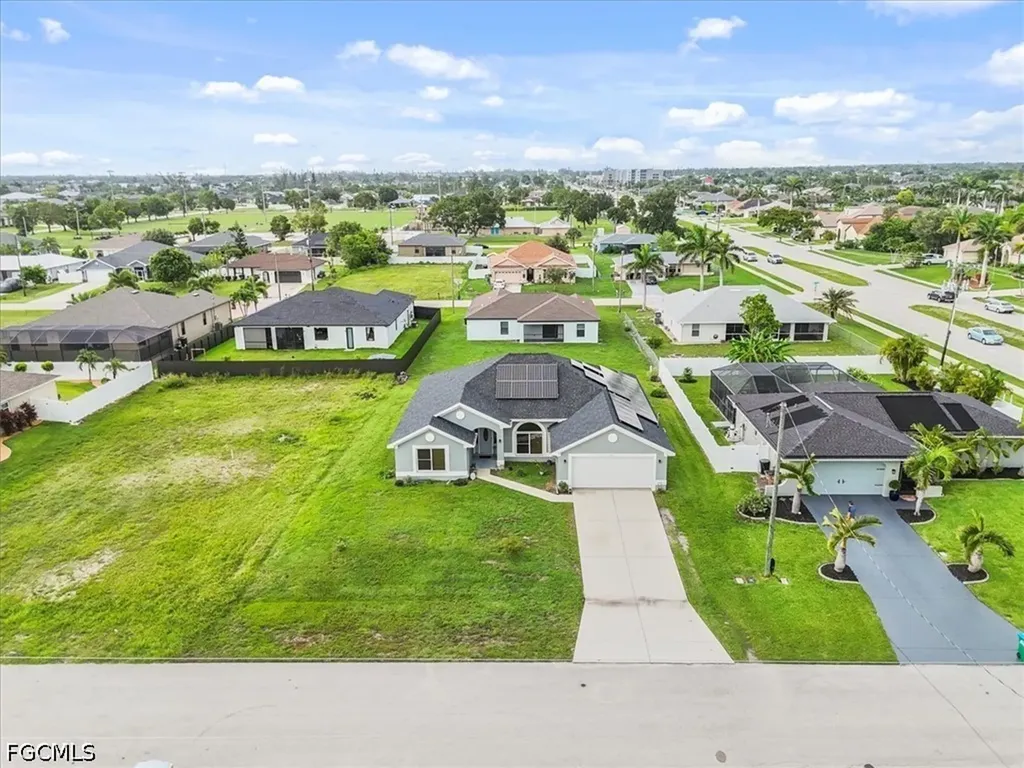 1605 SW 28th Street Cape Coral FL 33914